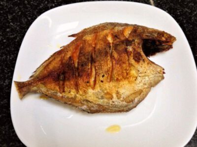 Cá chim trắng sống (kg)