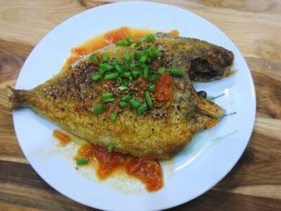 Cá chim trắng sống (kg)